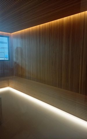 Apartamento à venda com 168m², 3 quartos e 2 vagas Apartamento à venda com 168m², 3 quartos e 2 vagasSaúna