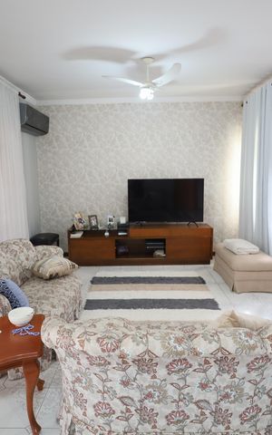 Casa para alugar com 409m², 4 quartos e 4 vagasSala