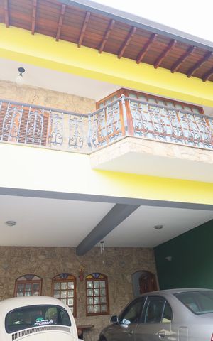 Casa para alugar com 409m², 4 quartos e 4 vagasGaragem