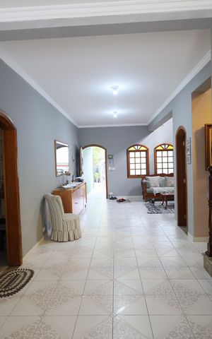 Casa para alugar com 409m², 4 quartos e 4 vagasSala