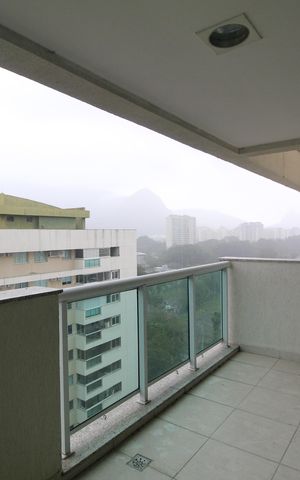 Apartamento à venda com 65m², 2 quartos e 1 vagaSala - Varanda