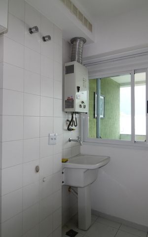 Apartamento à venda com 65m², 2 quartos e 1 vagaCozinha e Área de Serviço