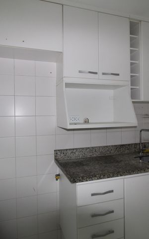 Apartamento à venda com 65m², 2 quartos e 1 vagaCozinha e Área de Serviço