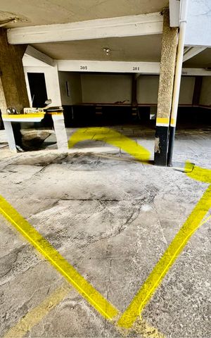Apartamento para alugar com 115m², 3 quartos e 1 vaga Apartamento para alugar com 115m², 3 quartos e 1 vagaGaragem