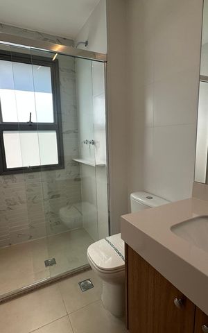 Apartamento para alugar com 84m², 2 quartos e 2 vagas Apartamento para alugar com 84m², 2 quartos e 2 vagasBanheiro da Suíte 2