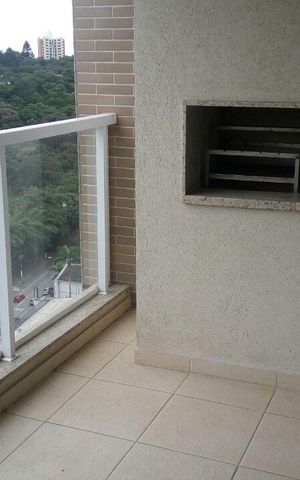 Apartamento para alugar com 76m², 2 quartos e 2 vagas Apartamento para alugar com 76m², 2 quartos e 2 vagasVaranda