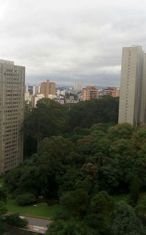 Apartamento para alugar com 76m², 2 quartos e 2 vagas Apartamento para alugar com 76m², 2 quartos e 2 vagasVista