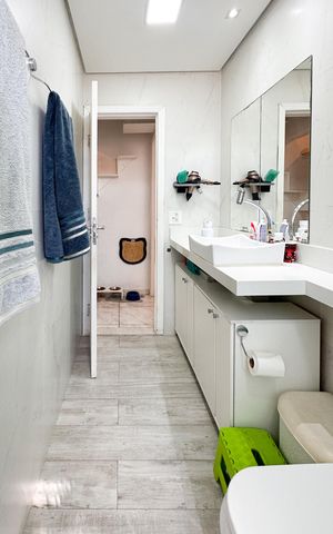Apartamento à venda com 62m², 2 quartos e 1 vaga Apartamento à venda com 62m², 2 quartos e 1 vagaBanheiro Social