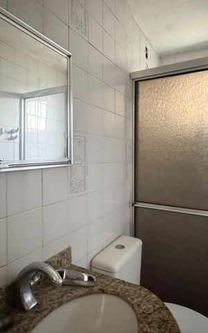 Apartamento à venda com 68m², 2 quartos e 1 vaga Apartamento à venda com 68m², 2 quartos e 1 vagaBanheiro Social