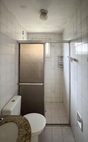 Apartamento à venda com 68m², 2 quartos e 1 vaga Apartamento à venda com 68m², 2 quartos e 1 vagaBanheiro Social