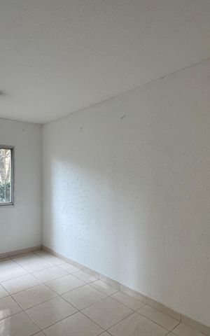Apartamento à venda com 68m², 2 quartos e 1 vaga Apartamento à venda com 68m², 2 quartos e 1 vagaSala