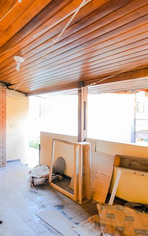 Casa à venda com 389m², 4 quartos e 4 vagasÁrea de Serviço
