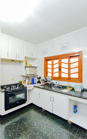 Casa à venda com 389m², 4 quartos e 4 vagasCozinha
