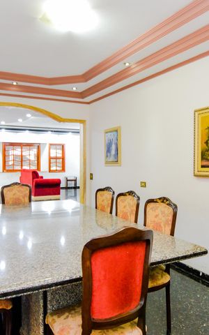 Casa à venda com 389m², 4 quartos e 4 vagasSala de Jantar