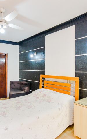 Casa à venda com 389m², 4 quartos e 4 vagasSuíte 3