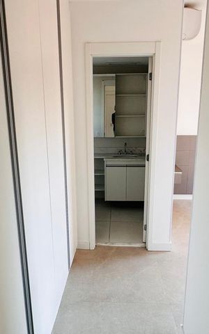 Apartamento à venda com 85m², 2 quartos e 1 vagaCorredor