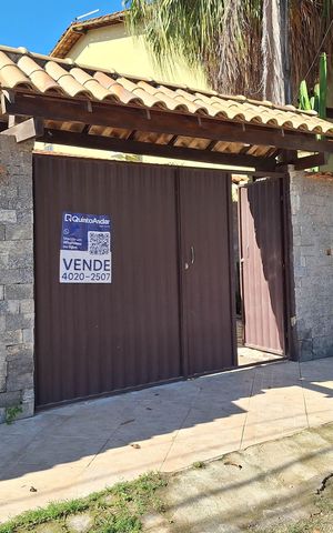 Casa à venda com 94m², 2 quartos e 1 vaga Casa à venda com 94m², 2 quartos e 1 vagaFachada