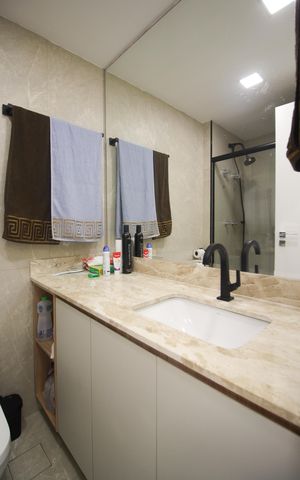 Studio à venda com 30m², 1 quarto e sem vaga Studio à venda com 30m², 1 quarto e sem vagaBanheiro