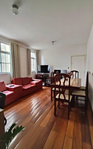 Apartamento à venda com 135m², 3 quartos e 2 vagas Apartamento à venda com 135m², 3 quartos e 2 vagasSala