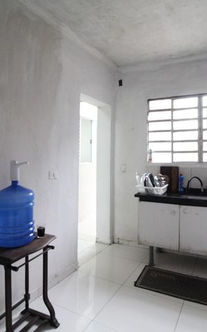Casa à venda com 123m², 2 quartos e 3 vagas Casa à venda com 123m², 2 quartos e 3 vagasCozinha