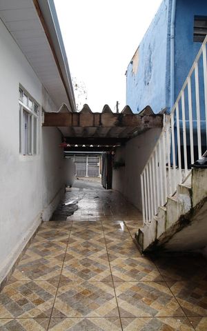 Casa à venda com 123m², 2 quartos e 3 vagas Casa à venda com 123m², 2 quartos e 3 vagasQuintal e Garagem