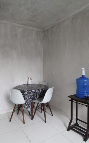 Casa à venda com 123m², 2 quartos e 3 vagas Casa à venda com 123m², 2 quartos e 3 vagasCozinha