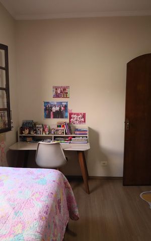 Casa à venda com 198m², 3 quartos e 2 vagasQuarto 2