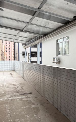 Apartamento para alugar com 62m², 2 quartos e 1 vagaVaranda