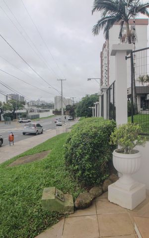 Apartamento à venda com 79m², 2 quartos e 1 vaga Apartamento à venda com 79m², 2 quartos e 1 vagaPlaca