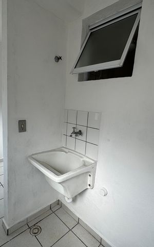 Apartamento à venda com 45m², 2 quartos e 1 vaga Apartamento à venda com 45m², 2 quartos e 1 vagaÁrea de Serviço