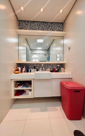 Casa de condomínio à venda com 630m², 5 quartos e 4 vagasBanheiro da Suíte 4
