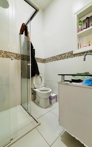 Casa de condomínio à venda com 630m², 5 quartos e 4 vagasBanheiro da Suíte 5