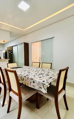 Casa de condomínio à venda com 630m², 5 quartos e 4 vagasSala de Jantar 2