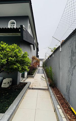 Casa de condomínio à venda com 630m², 5 quartos e 4 vagasCorredor 