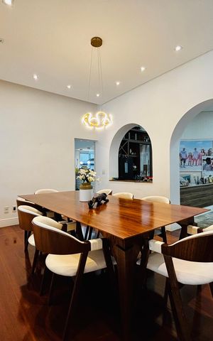 Casa de condomínio à venda com 630m², 5 quartos e 4 vagasSala de Jantar 1