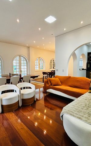 Casa de condomínio à venda com 630m², 5 quartos e 4 vagasSala 2
