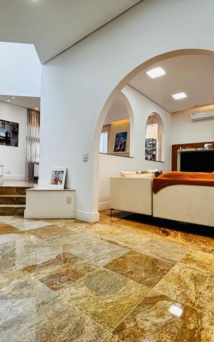 Casa de condomínio à venda com 630m², 5 quartos e 4 vagasSala 2
