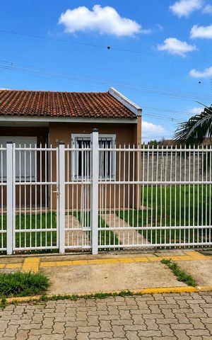 Casa para alugar com 45m², 2 quartos e 3 vagas Casa para alugar com 45m², 2 quartos e 3 vagasFachada