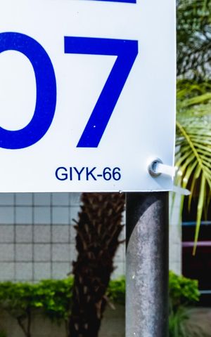 Apartamento à venda com 66m², 3 quartos e 3 vagasPlaca Instalada - 14/08/26 - GIYK - 66
