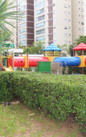 Apartamento para alugar com 162m², 3 quartos e 3 vagasÁrea comum - Playground