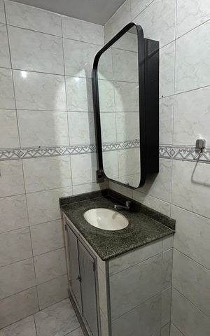 Apartamento para alugar com 50m², 2 quartos e sem vagaBanheiro