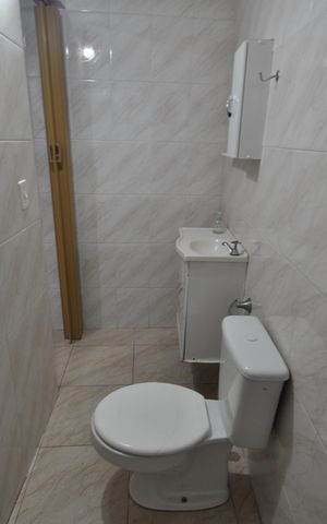Casa à venda com 138m², 3 quartos e 3 vagasBanheiro de serviço