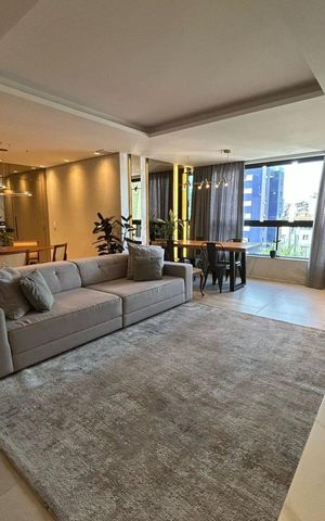 Apartamento à venda com 134m², 4 quartos e 4 vagas Apartamento à venda com 134m², 4 quartos e 4 vagasSala