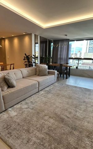 Apartamento à venda com 134m², 4 quartos e 4 vagas Apartamento à venda com 134m², 4 quartos e 4 vagasSala
