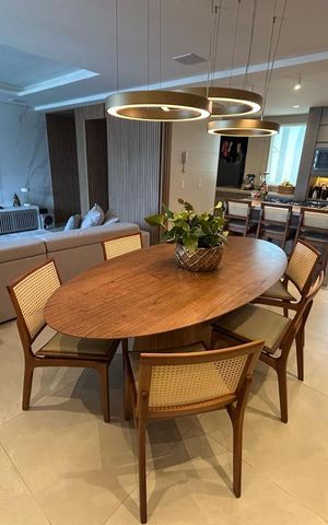 Apartamento à venda com 134m², 4 quartos e 4 vagas Apartamento à venda com 134m², 4 quartos e 4 vagasSala