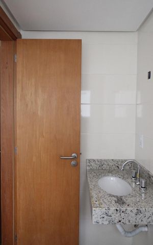 Apartamento à venda com 63m², 2 quartos e 1 vagaBanheiro da Suíte 1
