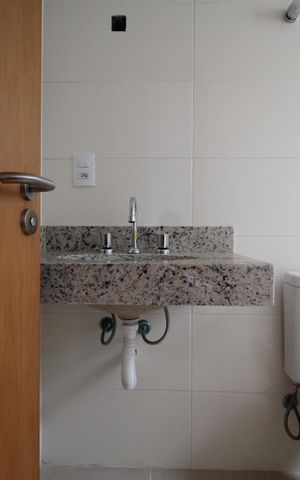 Apartamento à venda com 63m², 2 quartos e 1 vagaBanheiro da Suíte 1