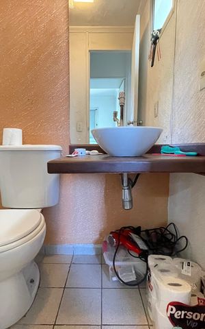 Apartamento para alugar com 66m², 2 quartos e 1 vaga Apartamento para alugar com 66m², 2 quartos e 1 vagaBanheiro