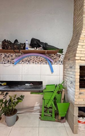 Casa de condomínio à venda com 180m², 2 quartos e sem vagaÁrea Gourmet