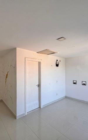 Casa de condomínio à venda com 180m², 2 quartos e sem vagaSala (Segundo Andar)